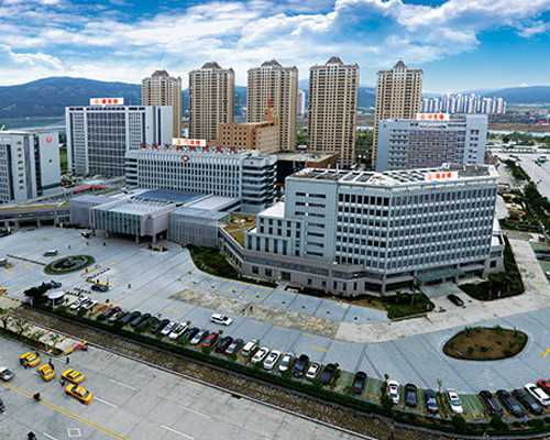 宝宝断奶成都助孕妈妈涨奶怎么办