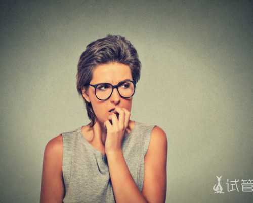 宋家三胞胎9岁生日合照曝光，穿同款衣服，模样帅气可爱！